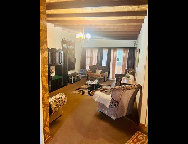 4 BEDROOM HOUSE TO LET IN SASOLBURG CENTRAL